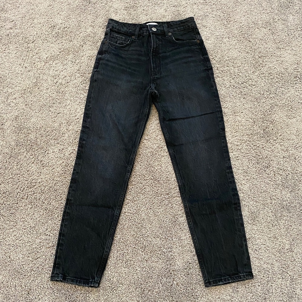 ZARA HIGH WAISTED JEANS.